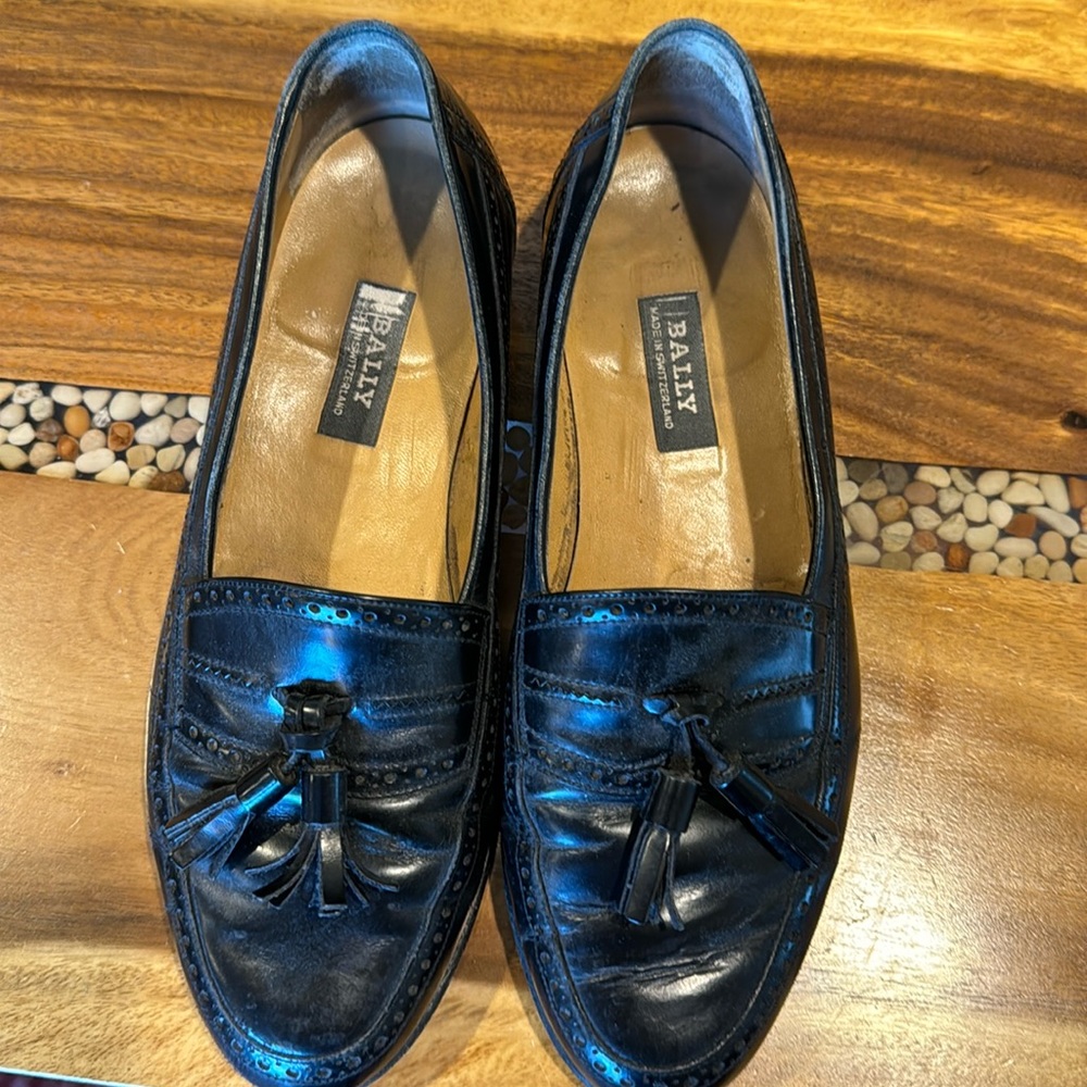 Bally black loafers. Size 7D US size